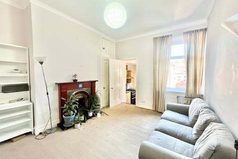 3 bedroom apartment for sale, Sandringham Road, South Gosforth, NE3