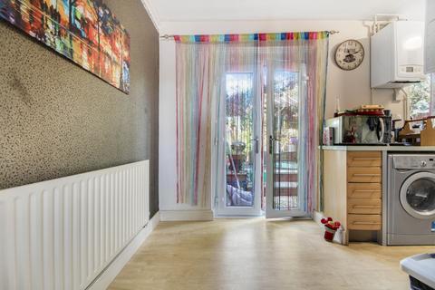 28 Appletree Close, Barnstaple, EX32 8PN