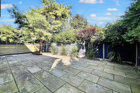 4 bedroom detached house for sale, Kingsdown Avenue, South Croydon, CR2