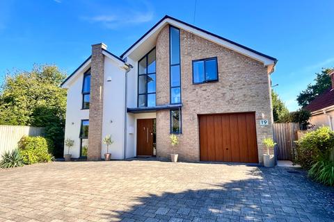 4 bedroom detached house for sale, South Street, Pennington, Lymington, Hampshire, SO41