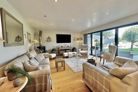 4 bedroom detached house for sale, South Street, Pennington, Lymington, Hampshire, SO41