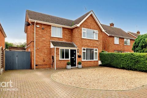 4 bedroom detached house for sale, Tollgate Lane, Bury St Edmunds