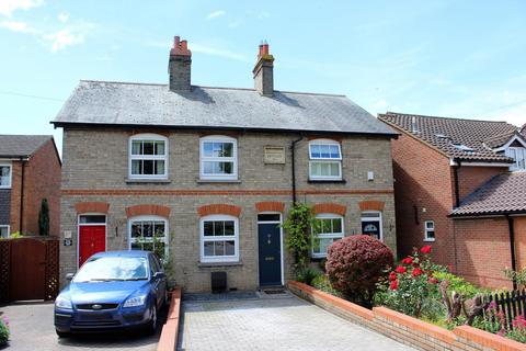 2 bedroom terraced house for sale, High Street, Stotfold, Hitchin, SG5