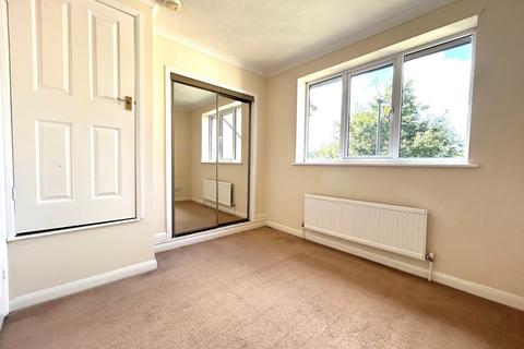 2 bedroom terraced house for sale, Brunel Road, Hampshire SO15