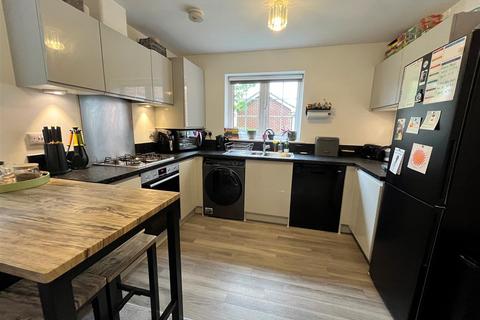 2 bedroom house for sale, Cartmel Road, Daventry