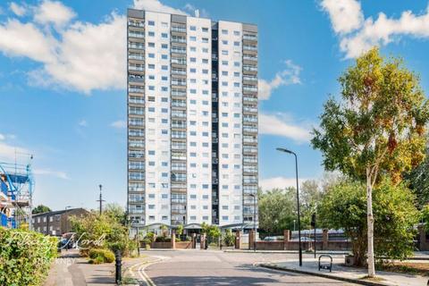 1 bedroom flat for sale, Landmark Heights, Daubeney Road, Clapton, E5