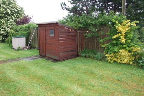 1 bedroom bungalow to rent, 8 Pinfold Close, Flockton, Wakefield , WF4 4DQ