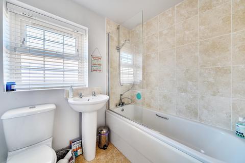 17 Bowthorpe Drive, Brockworth, Gloucester, GL3 4FS