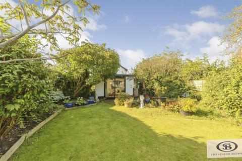 2 bedroom cottage for sale, Waterloo Road, Haslington, Crewe