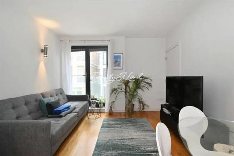 2 bedroom flat to rent, Dock Street, E1