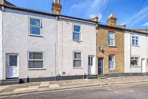 2 bedroom terraced house for sale, Fernbrook Avenue, Southend-on-Sea, Essex, SS1