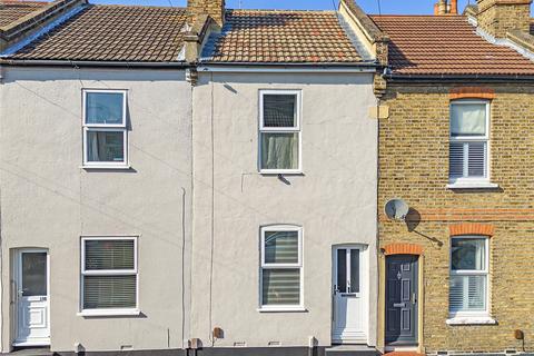 2 bedroom terraced house for sale, Fernbrook Avenue, Southend-on-Sea, Essex, SS1