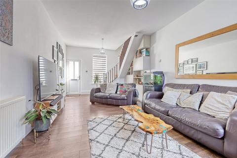 14 Fernbrook Avenue, Southend-on-sea, SS1 2QW
