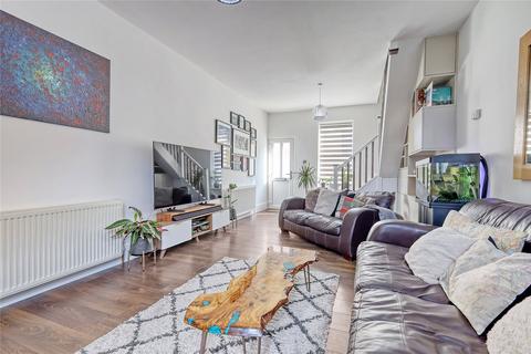 14 Fernbrook Avenue, Southend-on-sea, SS1 2QW