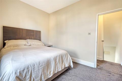 14 Fernbrook Avenue, Southend-on-sea, SS1 2QW