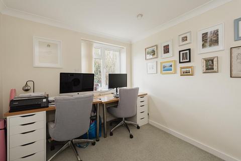 10 Westcott Way, Cheam, Sutton, SM2 7JY