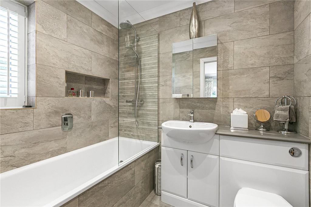 Ensuite
