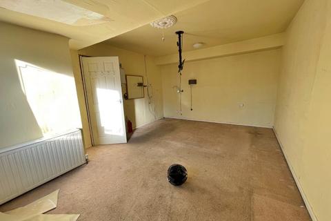 42 Brookside Way, Wilnecote, Tamworth, B77 5LH