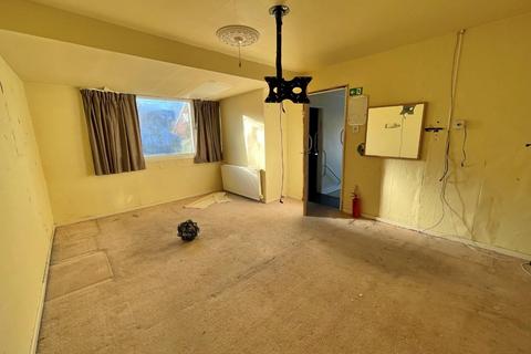42 Brookside Way, Wilnecote, Tamworth, B77 5LH