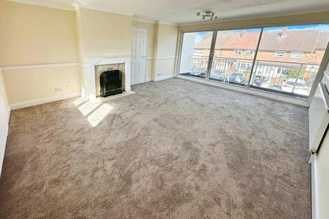 4 bedroom end of terrace house for sale, Rayside, Basildon, SS14