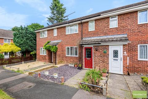 3 bedroom terraced house for sale, Lavington Gardens, North Baddesley, Hampshire