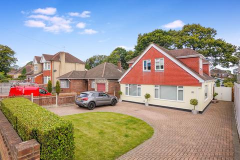 4 bedroom detached house for sale, Cambridge Road, Rainham, ME8