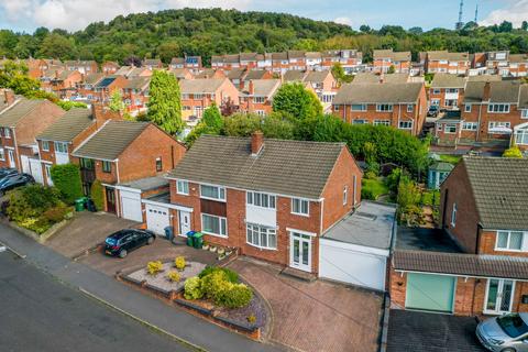 3 bedroom semi-detached house for sale, Crendon Road, Rowley Regis B65