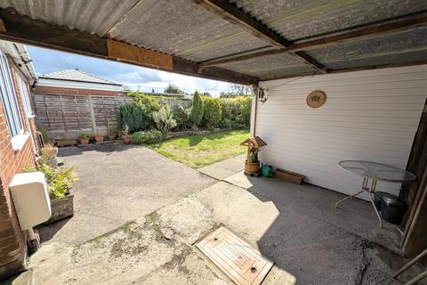 2 bedroom semi-detached bungalow for sale, Lime Close, Sandbach