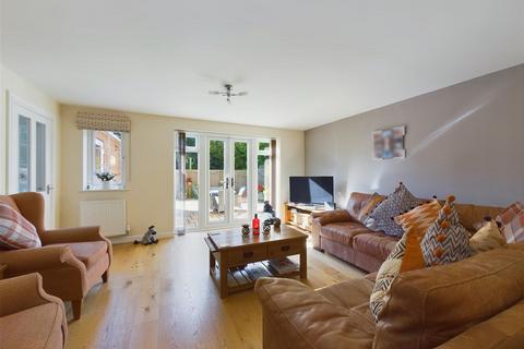 3 bedroom detached house for sale, 8 Woodlands Park, Pickering, North Yorkshire, YO18 7AH