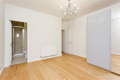 2 bedroom apartment to rent, Parkhill Road, Belsize Park NW3