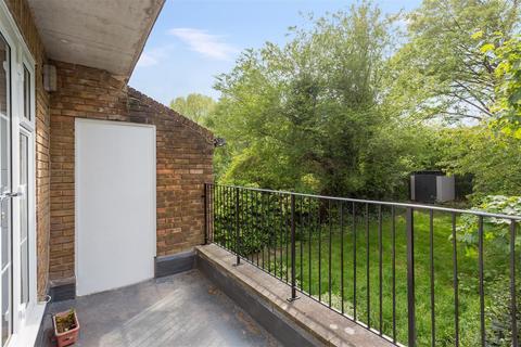 2 bedroom apartment to rent, Parkhill Road, Belsize Park NW3