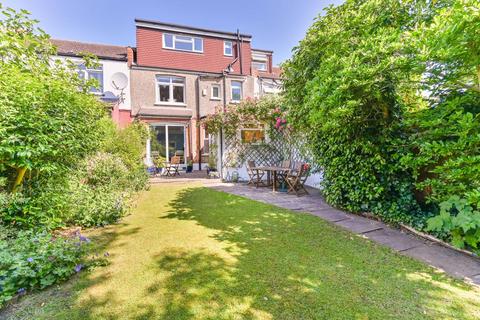 5 bedroom terraced house for sale, Kilmartin Avenue, Norbury, London, SW16