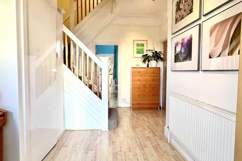 5 bedroom terraced house for sale, Kilmartin Avenue, Norbury, London, SW16