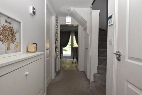 18 Beaumont Chase, Halifax, HX2 8BN