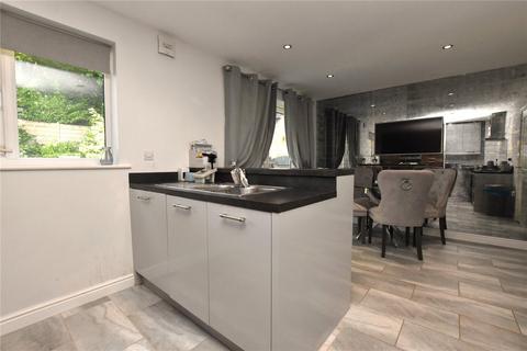 18 Beaumont Chase, Halifax, HX2 8BN