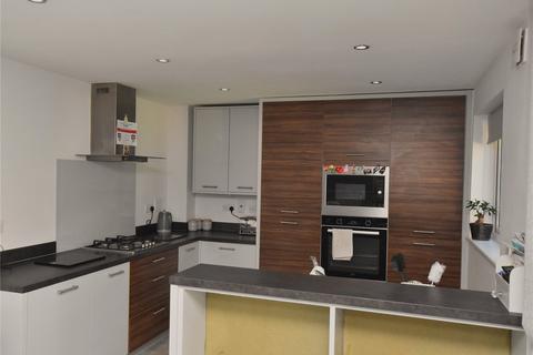 18 Beaumont Chase, Halifax, HX2 8BN