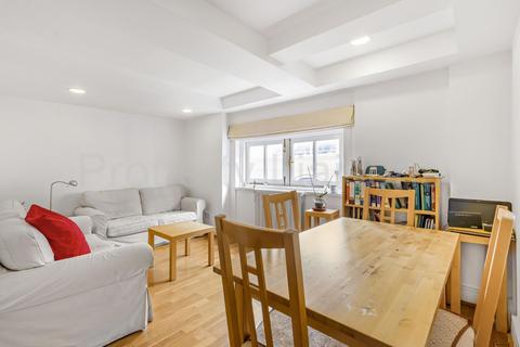 1 bedroom apartment for sale, St Thomas Wharf, Wapping High Street, London, E1W