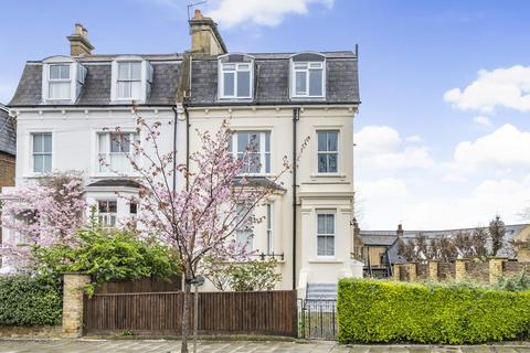 Flat 3, 50 Drewstead Road, London, SW16 1AG