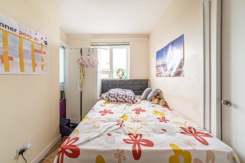 3 bedroom flat to rent, Robert Street, Camden, London, NW1