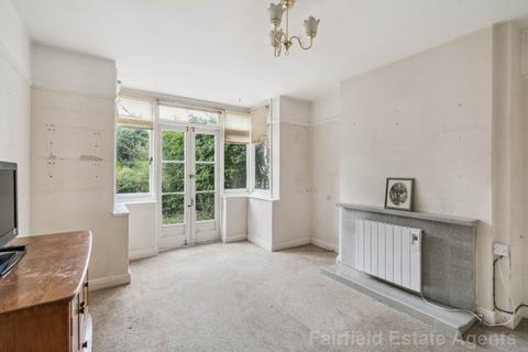 3 bedroom semi-detached house for sale, Oaklands Avenue, Oxhey Hall