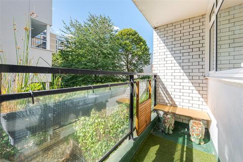 1 bedroom apartment for sale, Churchill Gardens, Pimlico, London, UK, SW1V