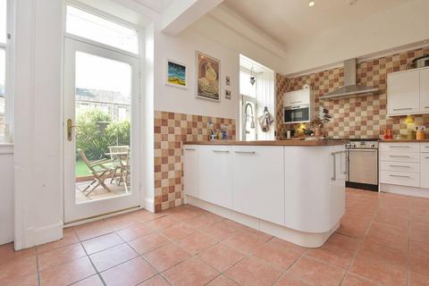 5 Avenue Road, Dalkeith, EH22 3BS