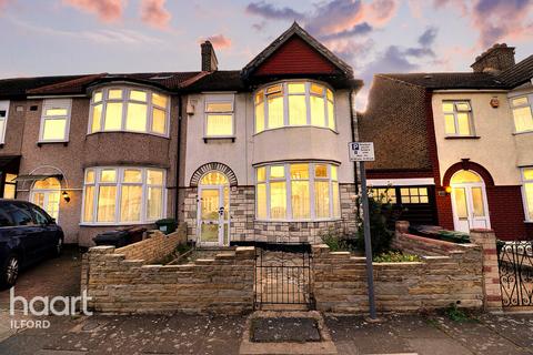 3 bedroom end of terrace house for sale, Wilmington Gardens, Barking