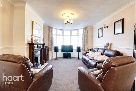 3 bedroom end of terrace house for sale, Wilmington Gardens, Barking