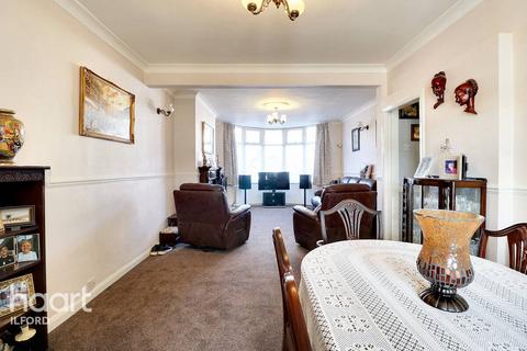 3 bedroom end of terrace house for sale, Wilmington Gardens, Barking