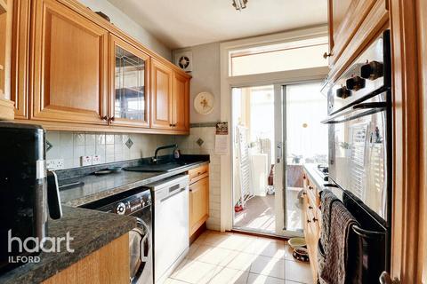 137 Wilmington Gardens, Barking, IG11 9TR