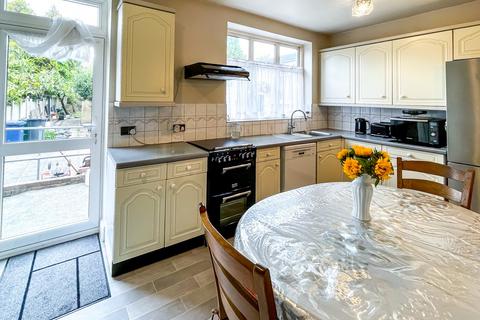 3 bedroom semi-detached house for sale, Rushgrove Avenue, London, NW9