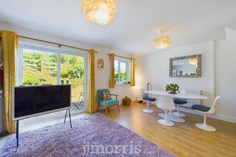 3 bedroom end of terrace house for sale, Victoria Close, Narberth