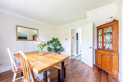 Oakwood House High Street, Yoxford, Saxmundham, IP17 3EU