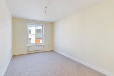 1 bedroom apartment for sale, Oxford Terrace, Gloucester, Gloucestershire, GL1